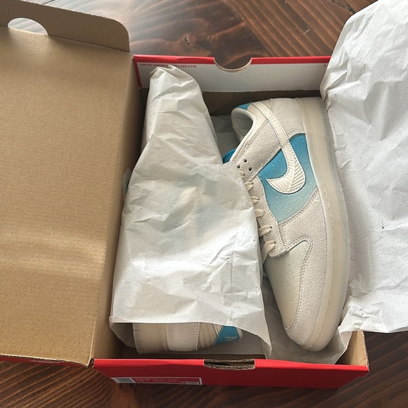 New Nike Dunk Low Retro SE Sail/Pale Ivory-Baltic Blue - Picture 7 of 8